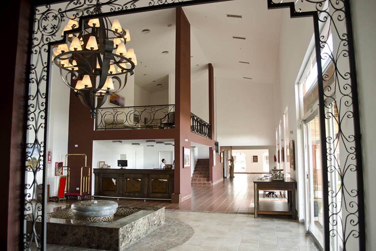 Nawan Resort Serrano