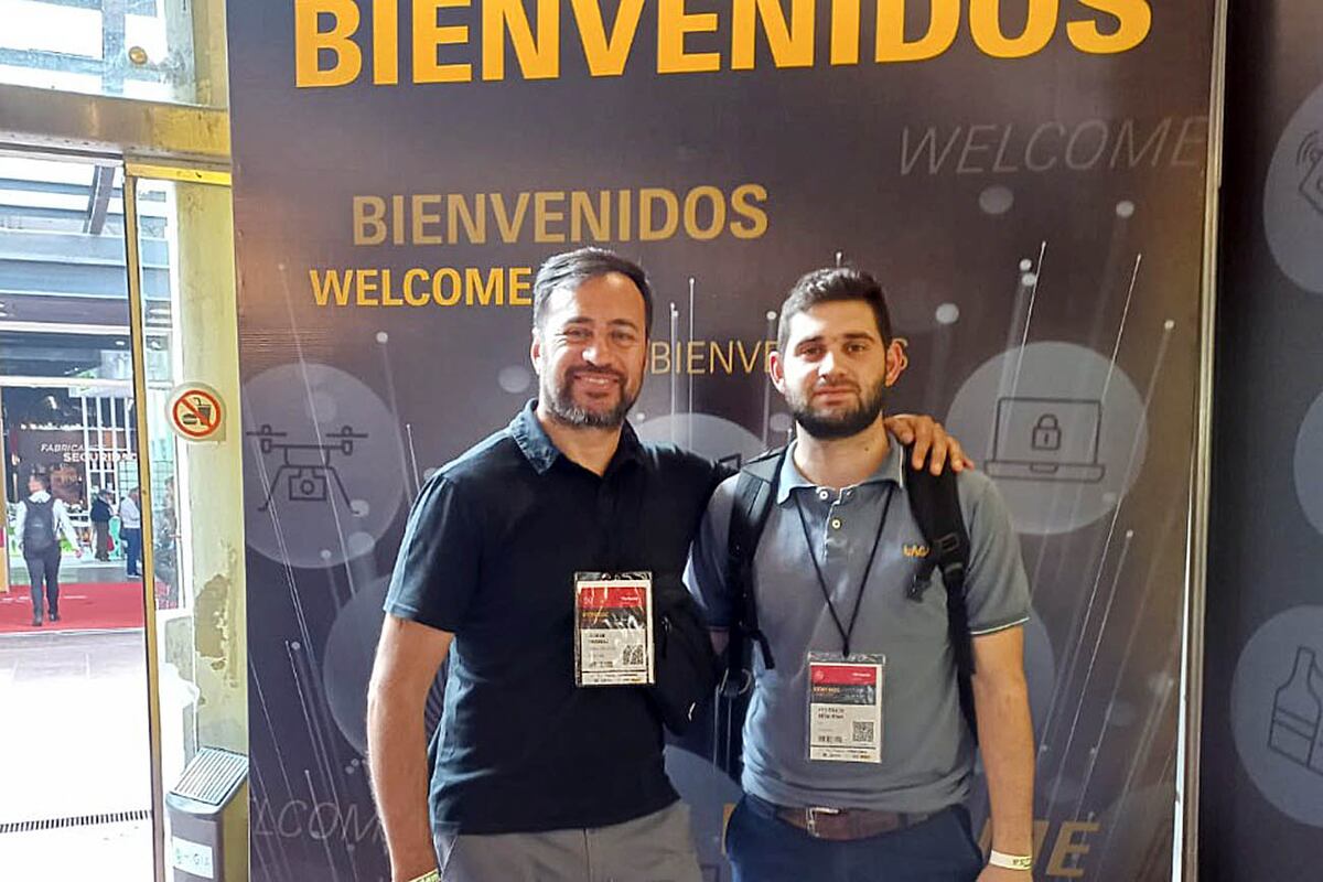 Allí estuvieron Federico Requena, responsable de Higiene y Seguridad en el Trabajo de LAC, y Jorge Farioli, asesor externo para el área, / LAC