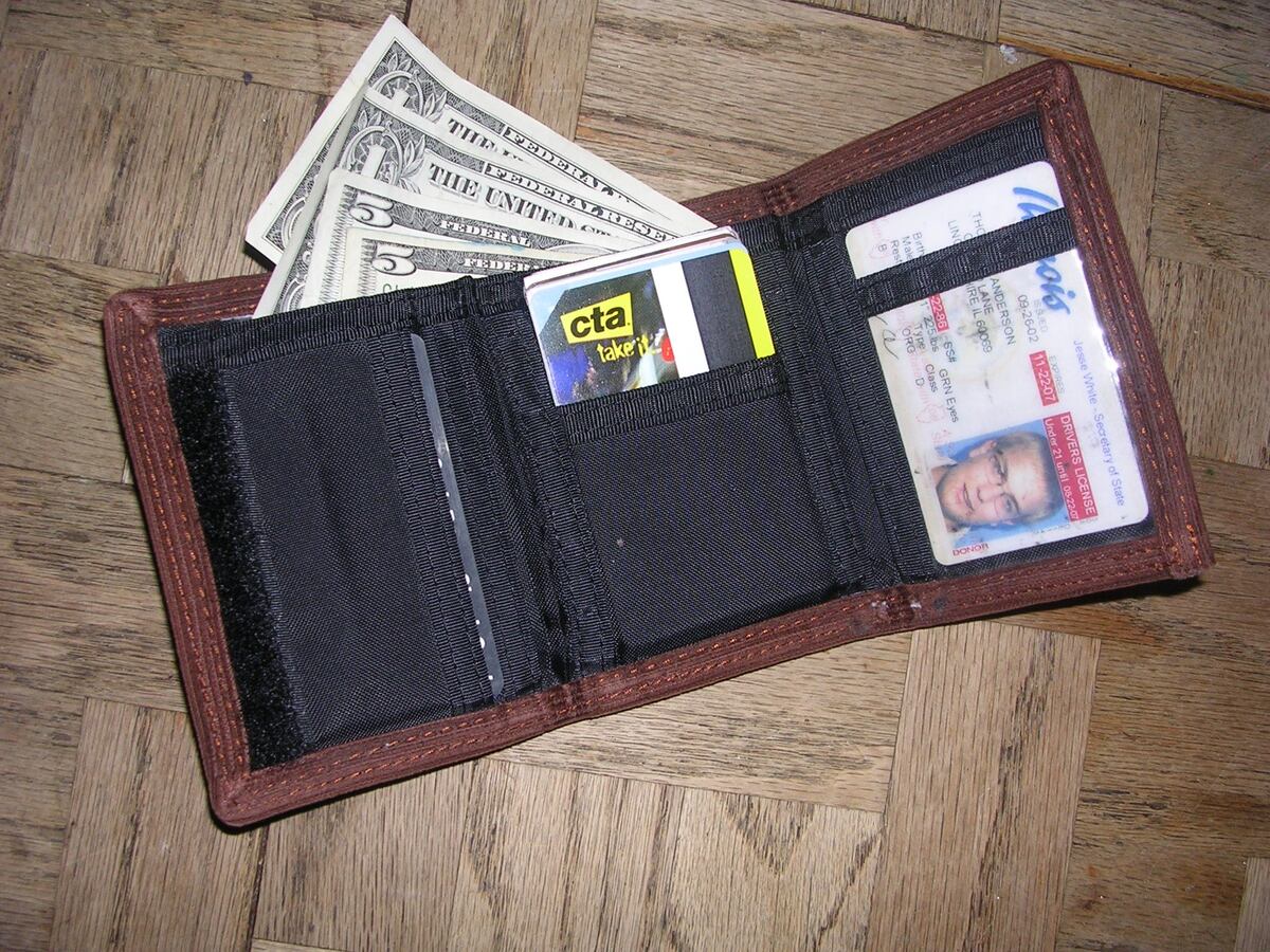 ¿Tenés la billetera desordenada? Esto revela de tu mente y hábitos, según la psicología