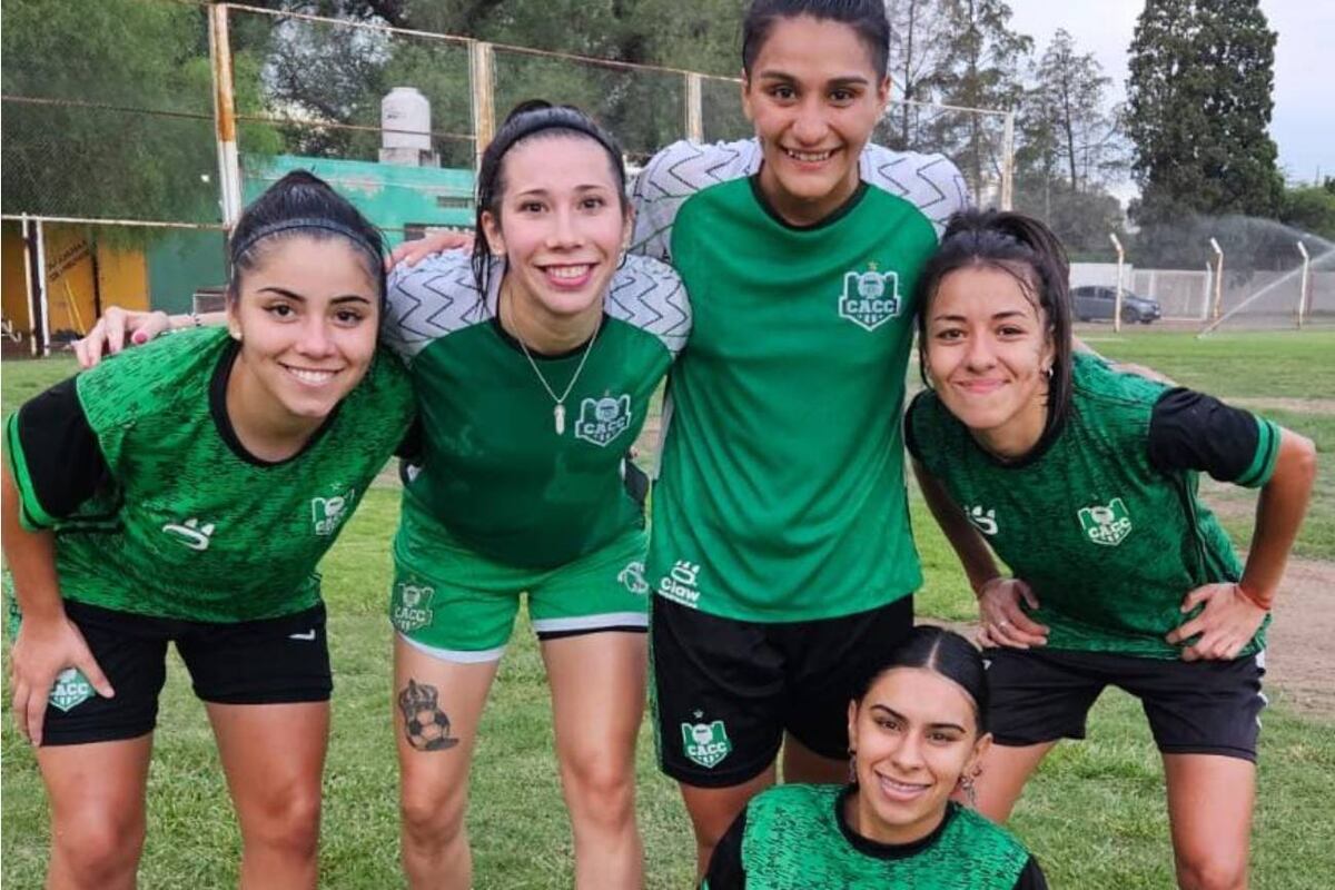 El femenino de Camioneros se prepara para la Copa Federal (Instagram)