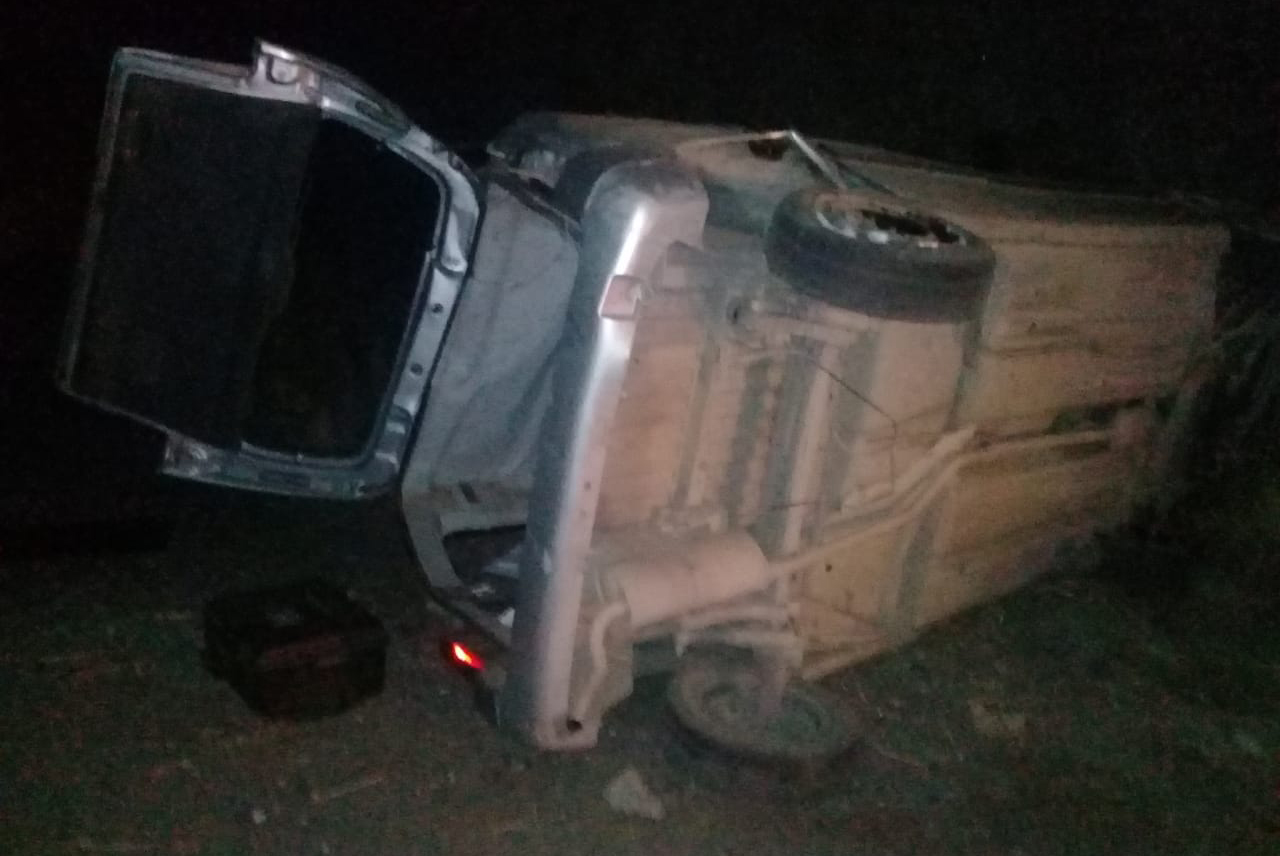 Vuelco en el Camino de las Altas Cumbres (Policía).