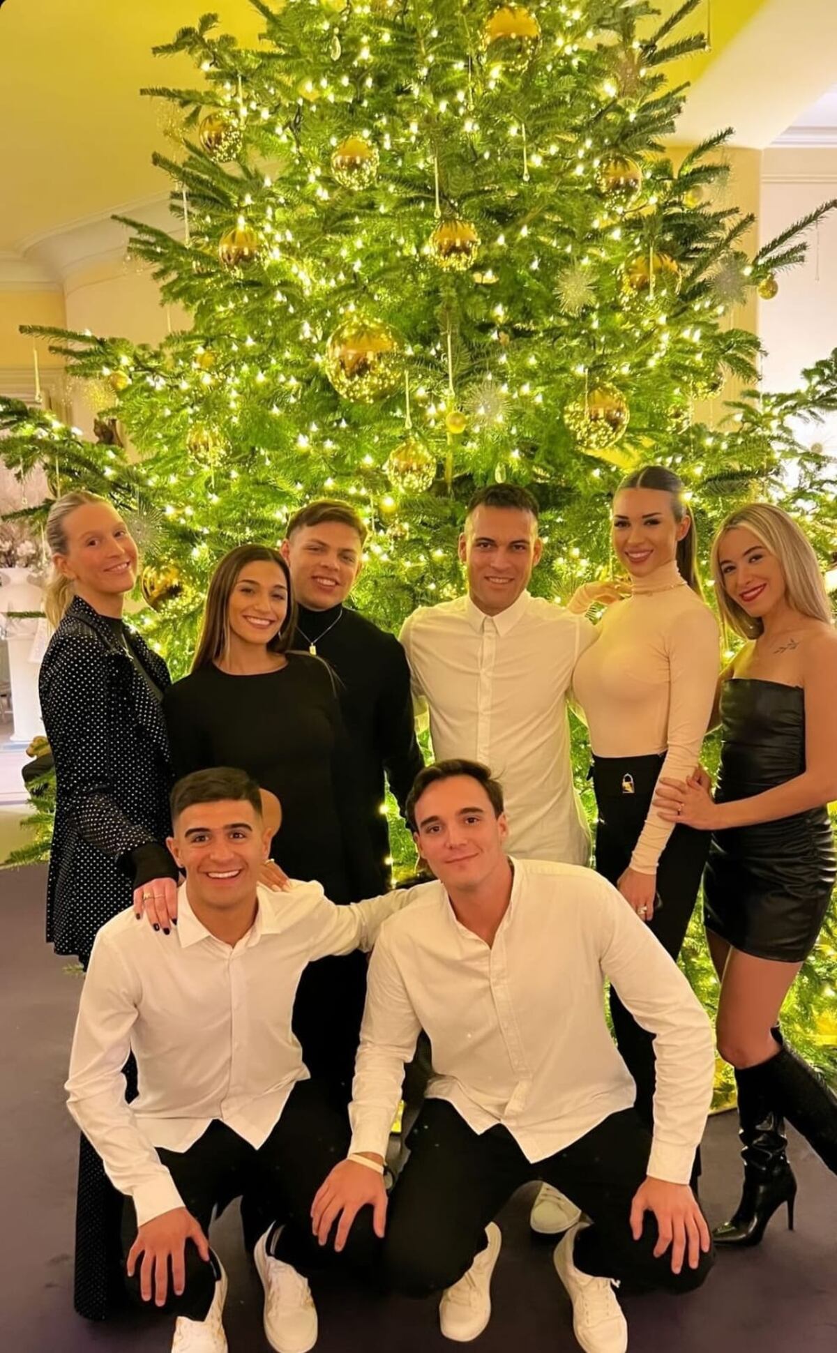 Los looks de la "Scaloneta" para recibir la Navidad. (Fotos de Instagram)