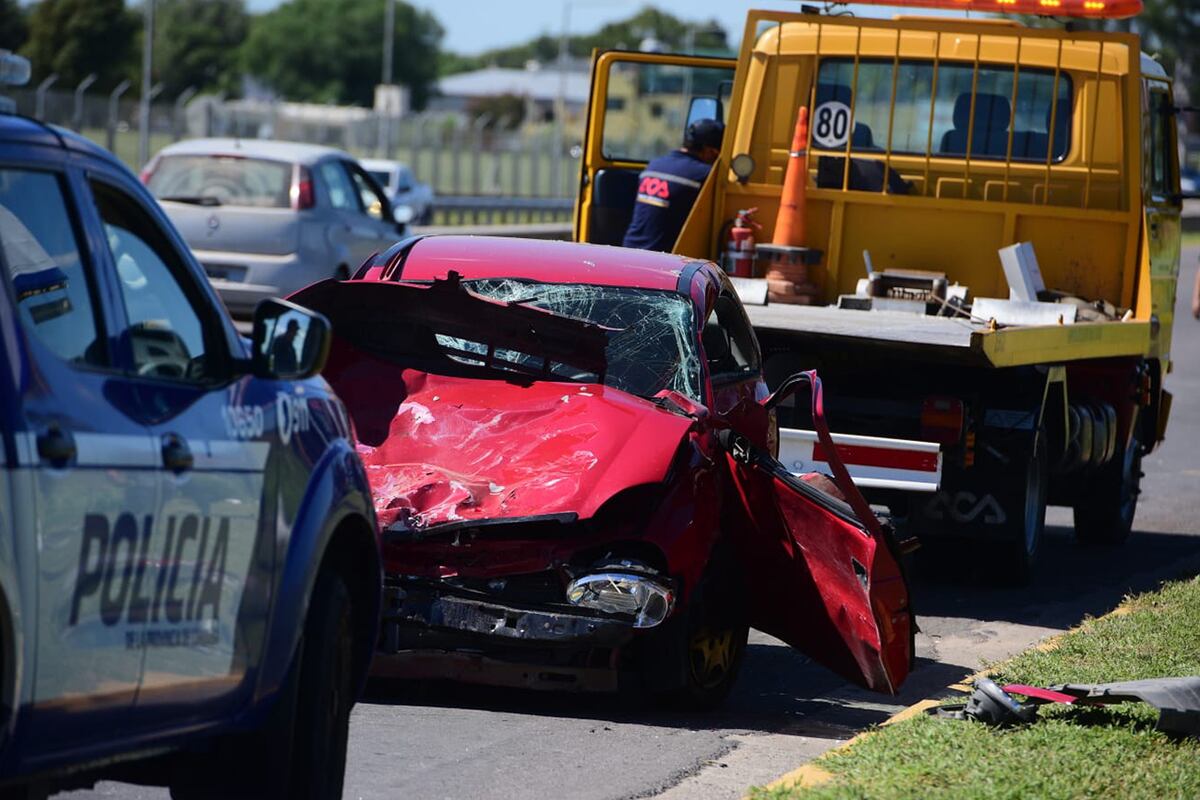 Picada fatal en inmediaciones del Aeropuerto Taravella de Córdoba. (José Gabriel Hernández / La Voz)