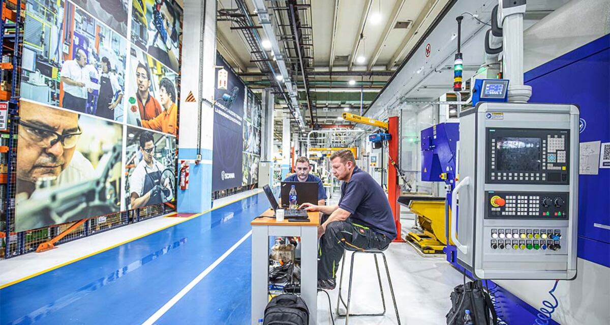 Según Ronaldo Silva, director industrial de planta Industrial , el 14% del dióxido de carbono viene del transporte. En este escenario, el directivo confirmó que el objetivo de la marca es reducir un 50 por ciento la cantidad de C02 de las operaciones para 2025.