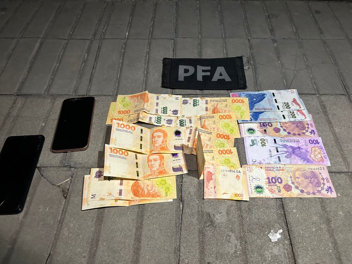 Operativo con tres detenidos en Rosario. (Ministerio de Seguridad de la Nación)