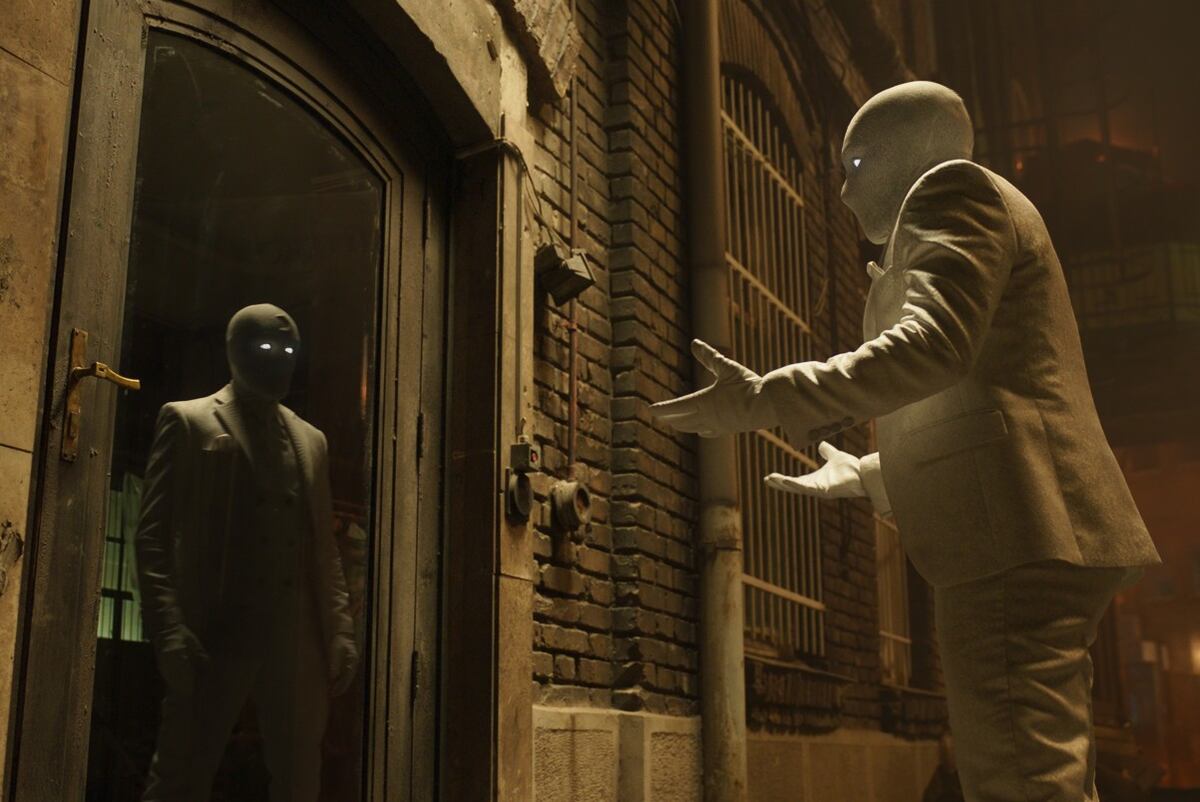 Steven Grant convertido en Mr. Knight (Disney+)
