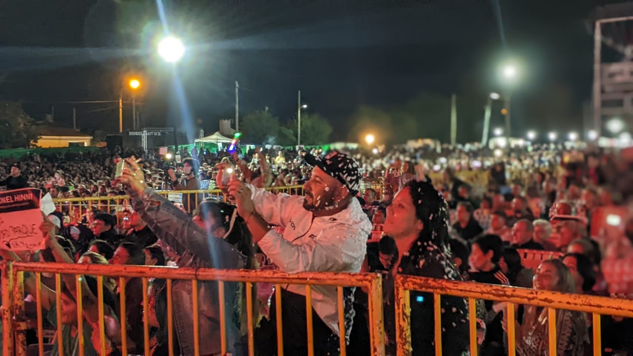 Buena convocatoria en la edición 2022 del F estival del Balneario. La Cruz recibió miles de visitantes el fin de semana. (Corresponsalía)