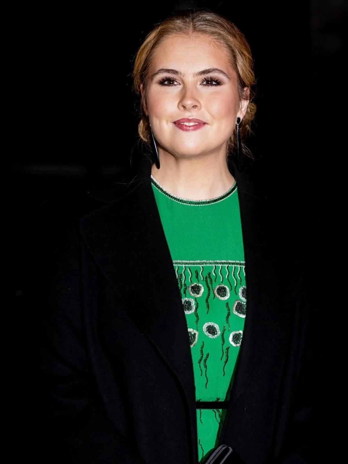 El look circular de Amalia de Países Bajos que homenajea a la Reina Beatriz y deslumbra en Ámsterdam