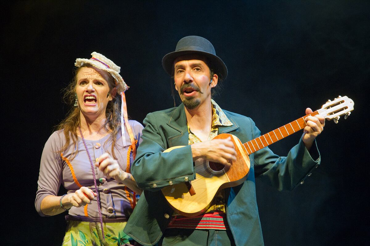 Serenatas embichadas en el Teatro Real.