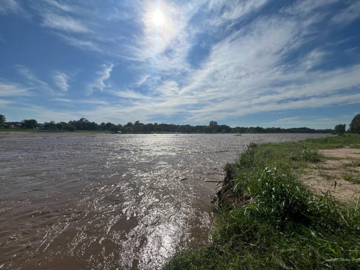 Río Cuarto. Así está la crecida del río tras las lluvias (Gentileza).