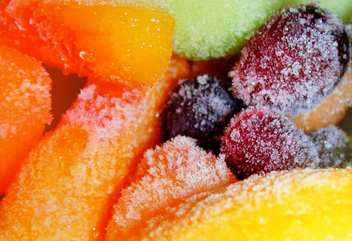 Los 6 tipos de frutas que no deberías congelar