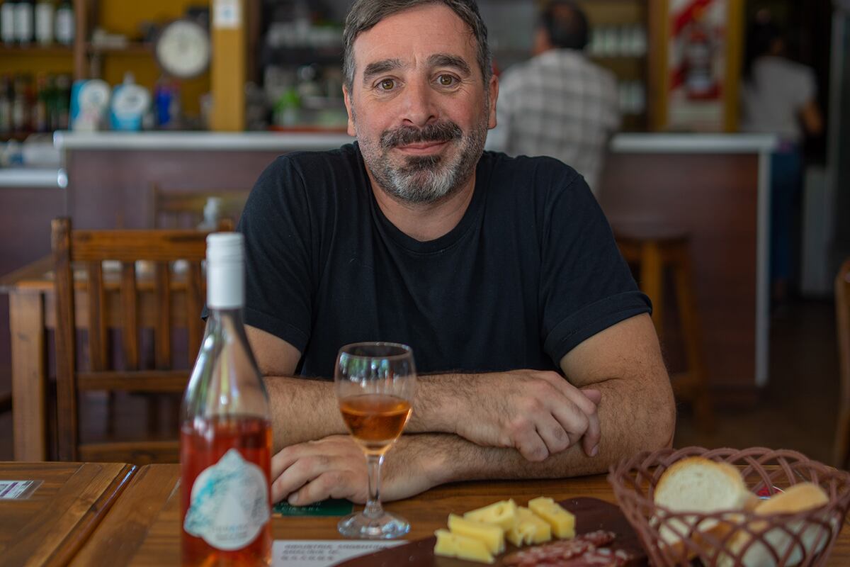 Gabriel Campana enólogo de Colonia Caroya. (Lola Saldivar / La Voz)