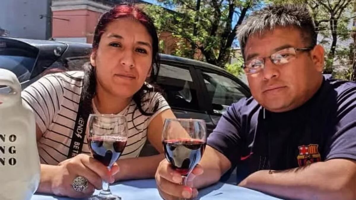 Mónica Mujica y Víctor Sotacuro Lázaro.