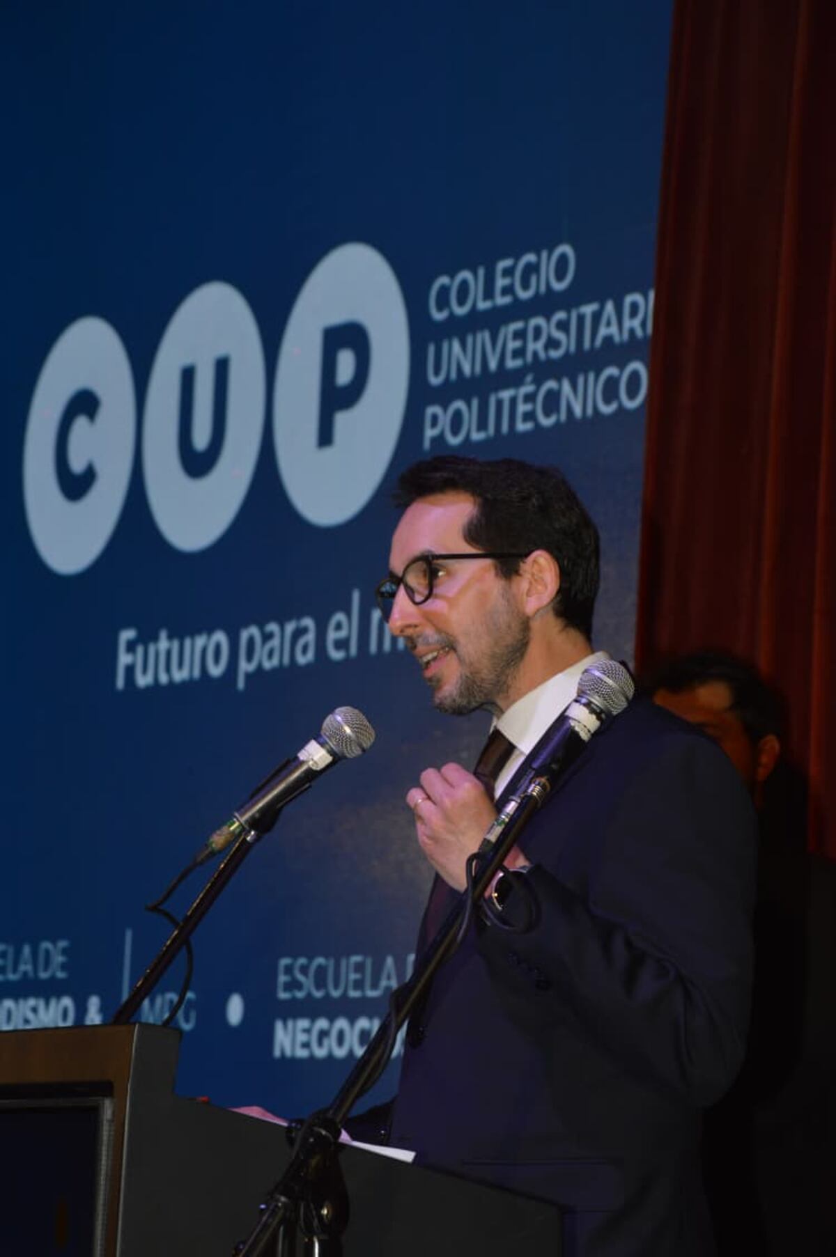 Acto de colación del CUP.