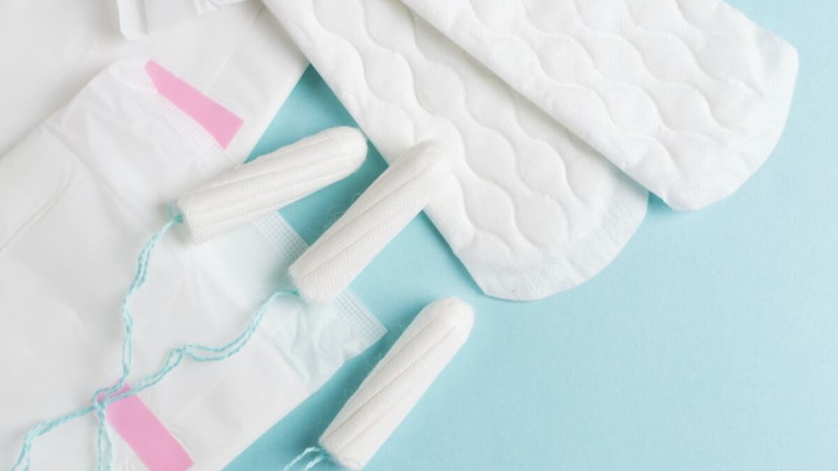 Crean una toallita inteligente que detecta señales de cáncer y endometriosis
