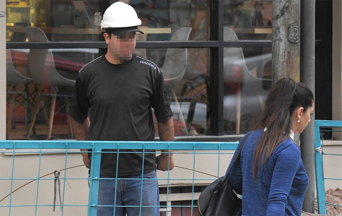 Mendoza 08 mayo de 2019 Sociedad
Acoso callejero. Desde hoy entra en vigencia la Ley que sanciona al acoso callejero.
Conducats o expresiones verbaless que atenten contra la integridad , libertad y libre circulacion de las mujeres
Foto: Orlando Pelichotti / Los Andes