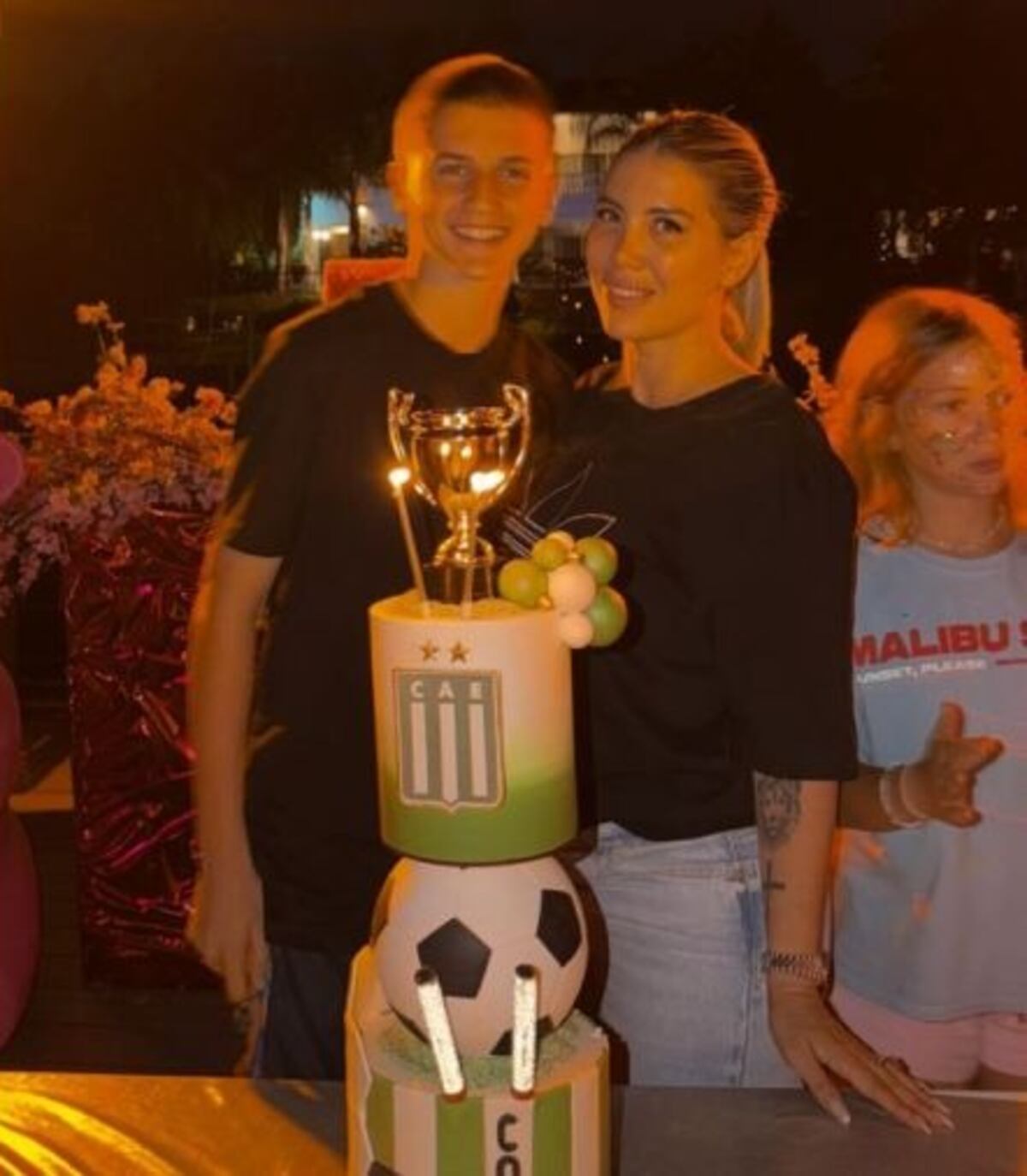Así está Constantino López, el hijo de Wanda Nara y Maxi López que festejó sus 15 años