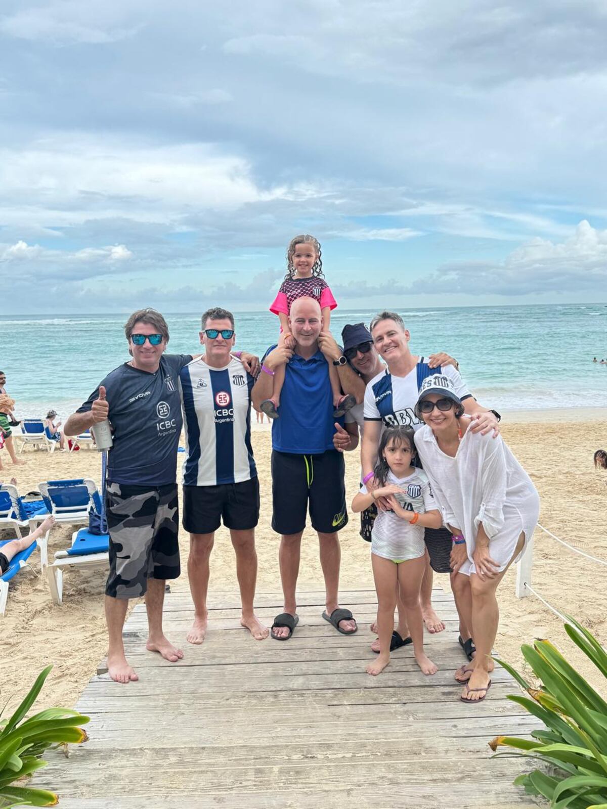 No pudieron venirse al Kempes. Pero la familia Arduh siguió a Talleres a la distancia desde Siete Lagoas en Brasil. Ser cordobés y albiazul, a la distancia, cuesta mucho.