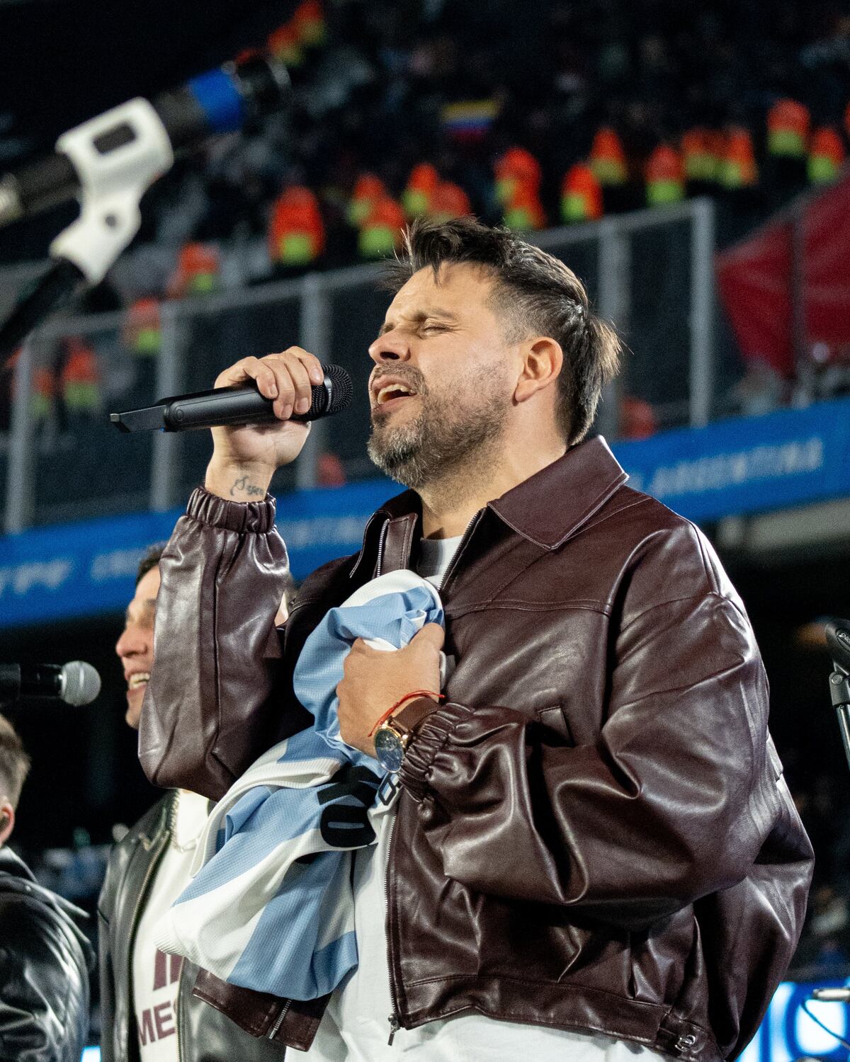 Nico Sattler y el "Chino" Herrera en la previa de Argentina-Venezuela. (Prensa AFA).