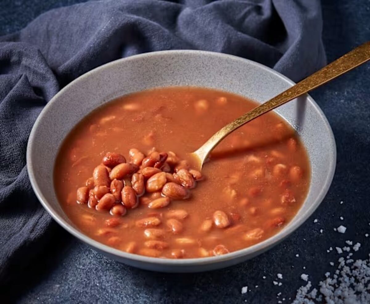 Reduce el colesterol LDL: la porción diaria de frijoles que protege tu corazón