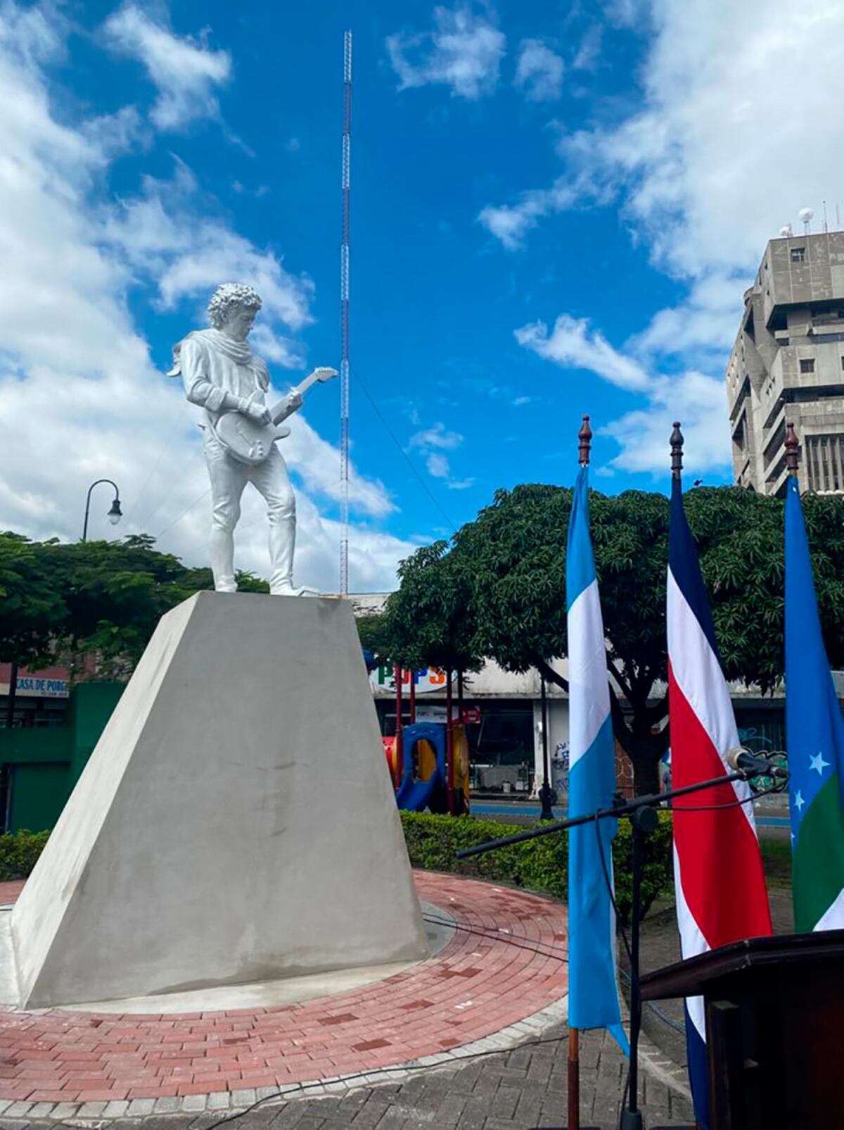 Monumento a Cerati. (Prensa vía Télam)