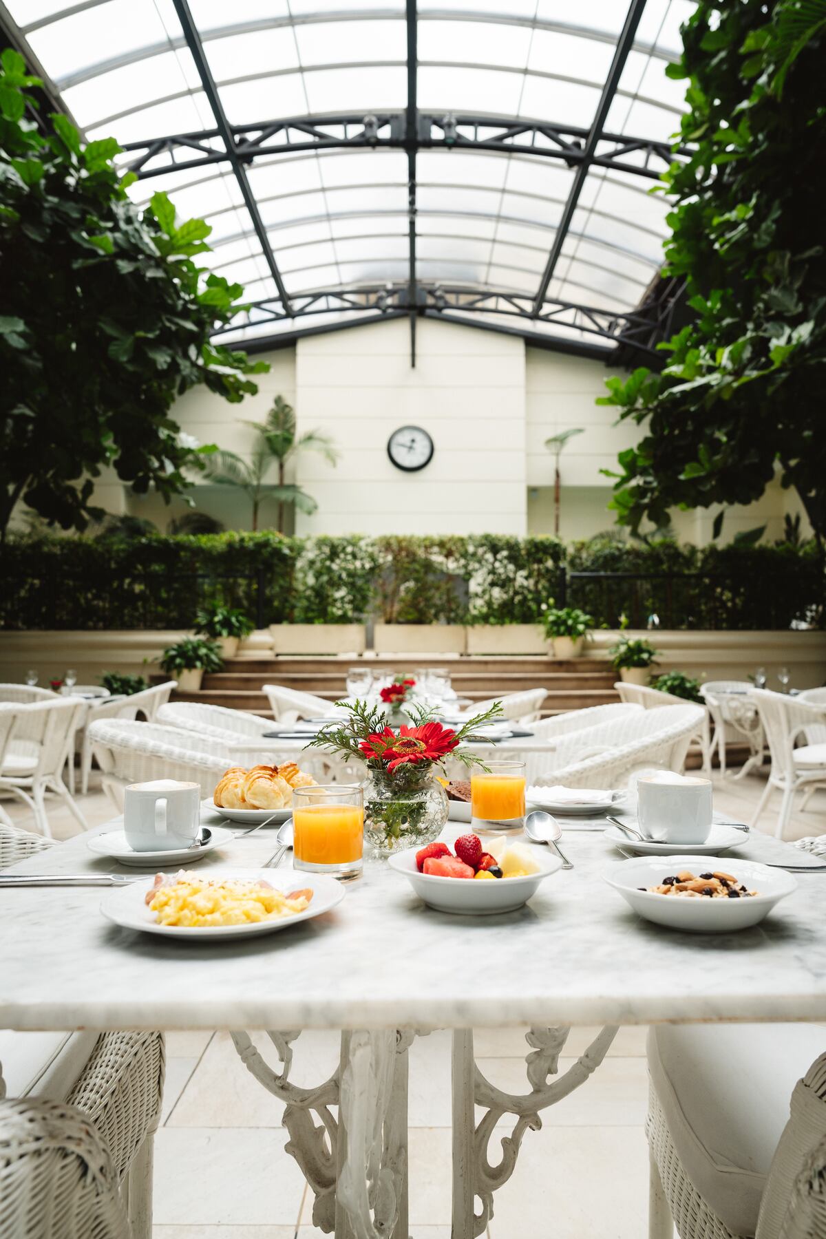 Jardín de Invierno. Hora del té en el restaurante de Loi Suites Recoleta. (Gentileza: Salaün Consulting)