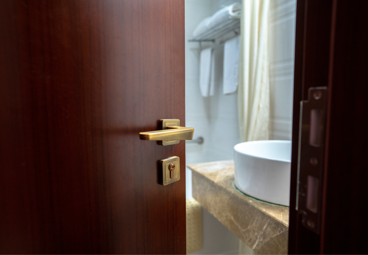 El motivo por el que según el Feng Shui, en el baño se puede escapar la energía