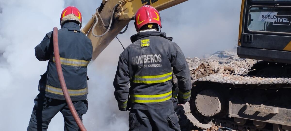 Córdoba: tras el incidente del olor nauseabundo, apagaron dos focos de incendio en el mismo basural. (Gentileza)