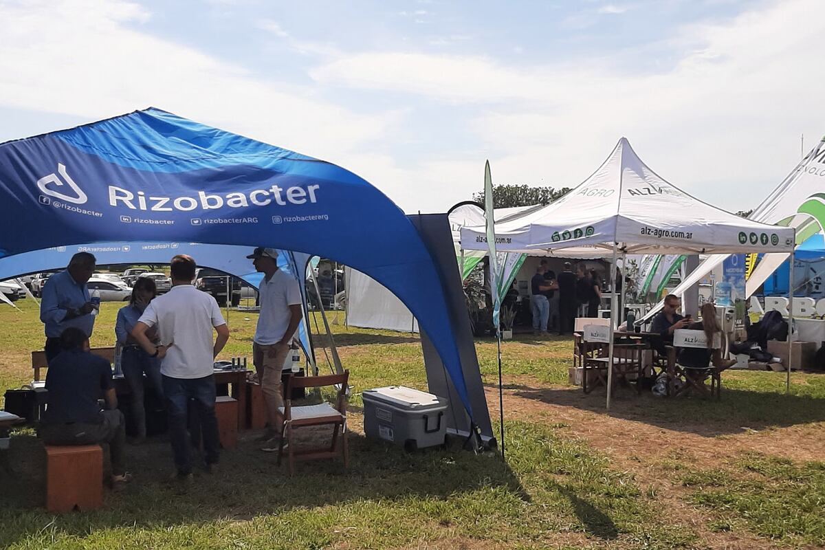 Bioinsumos: Más de 40 empresas de la industria ligada a los productos biológicos para la agricultura participaron en Villa María de un encuentro nacional. (La Voz)