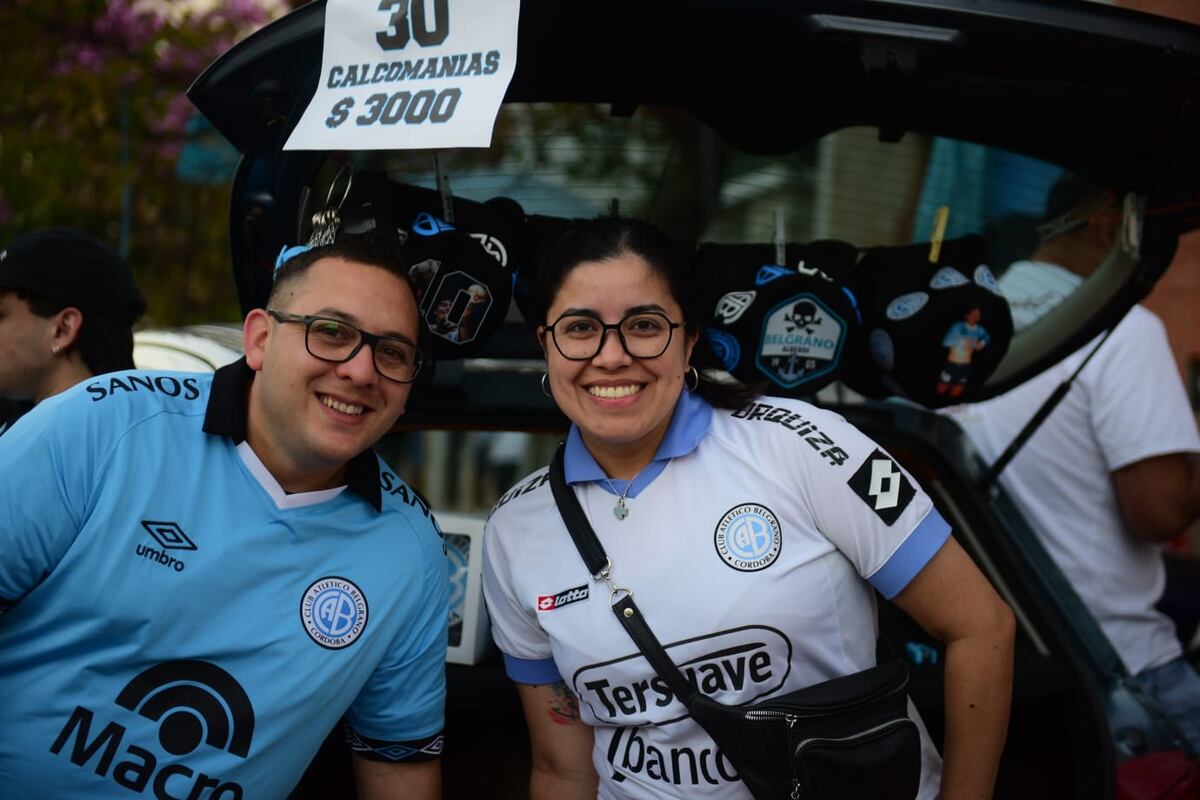 Cara 'e Cancha de Belgrano en la previa del partido con San Martín de San Juan en el Gigante de Alberdi. (José Gabriel Hernández / La Voz)