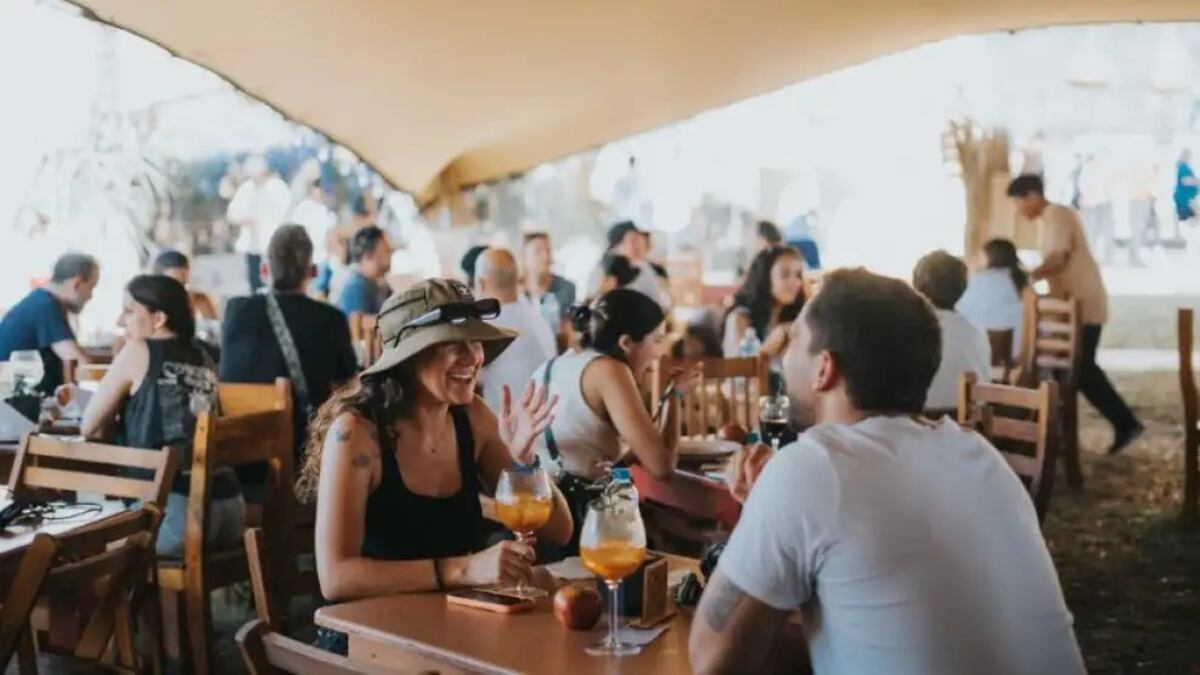 Alta cocina entre sierras y guitarras: la experiencia gourmet que suma otra dimensión al Cosquín Rock