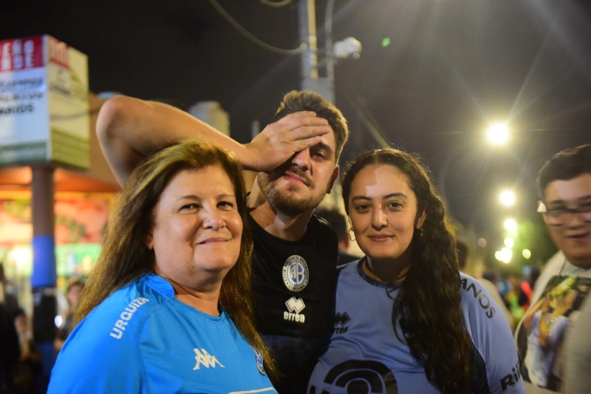 Cara 'e cancha de Belgrano en la previa del partido con Barracas Central. (Javier Ferreyra / La Voz)