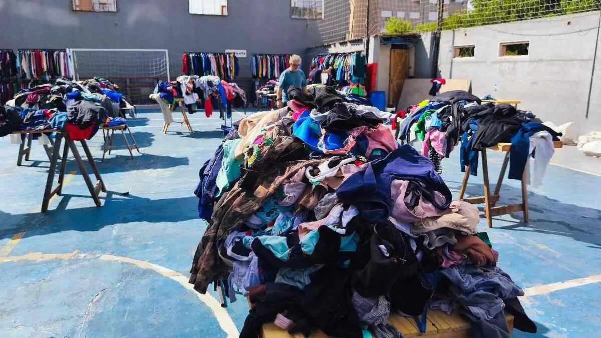 Ropa importada desde $3.000: cómo funciona Yankylandia, la feria que arrasa en Buenos Aires.
