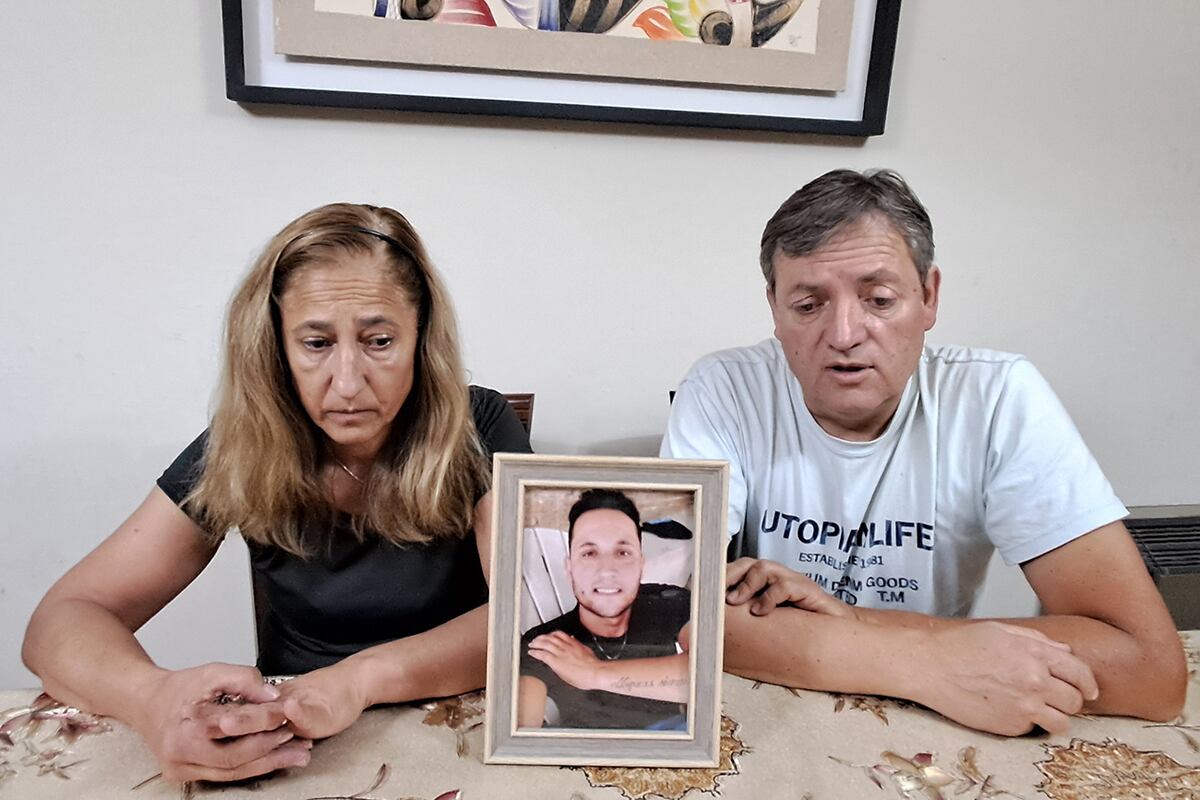 La familia de Adrián González reclama justicia. (La Voz)