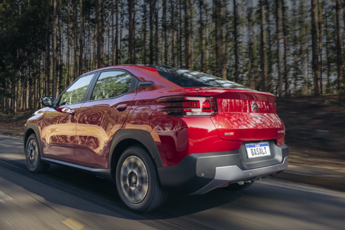 El Citroën Basalt presenta ciertas características que permite ser un buen auto para pasajeros.