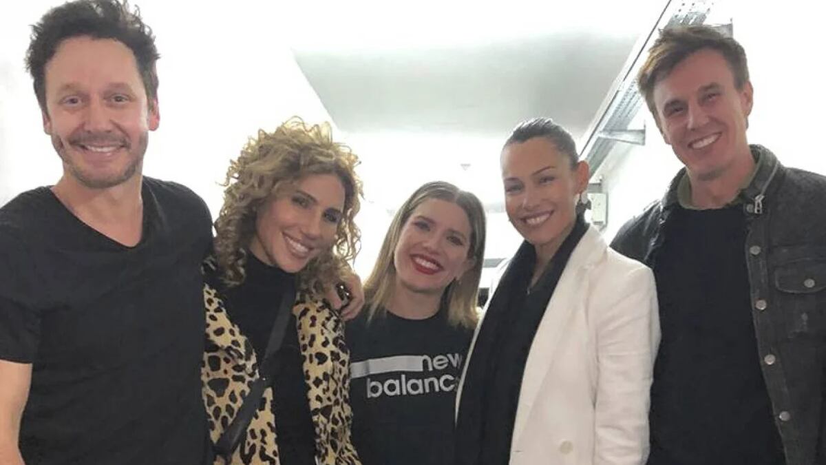 Pampita y su marido fueron a ver "El Método Grönholm" (foto de redes).