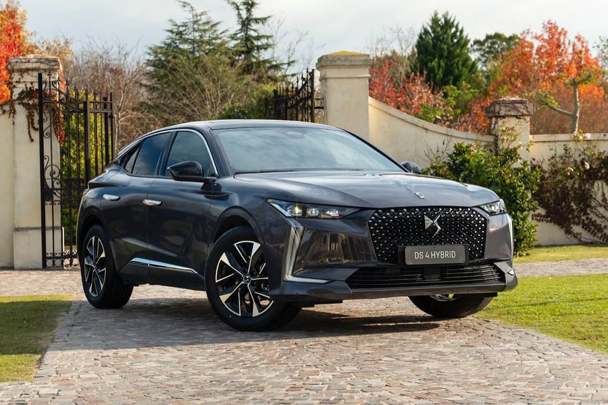 DS 4 Hybrid.