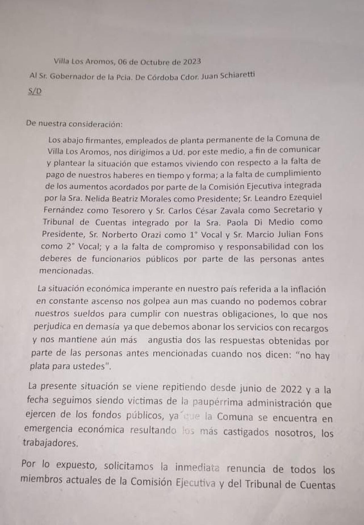 Carta de empleados de planta permanente de la Comuna de Villa Los Aromos.
