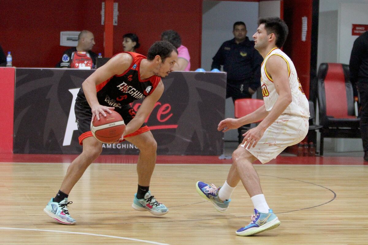 El experimentado base Diego Gerbaudo reforzó a Ameghino de Villa María, que marcha en segundo lugar en la Liga Argentina. (Prensa Ameghino)