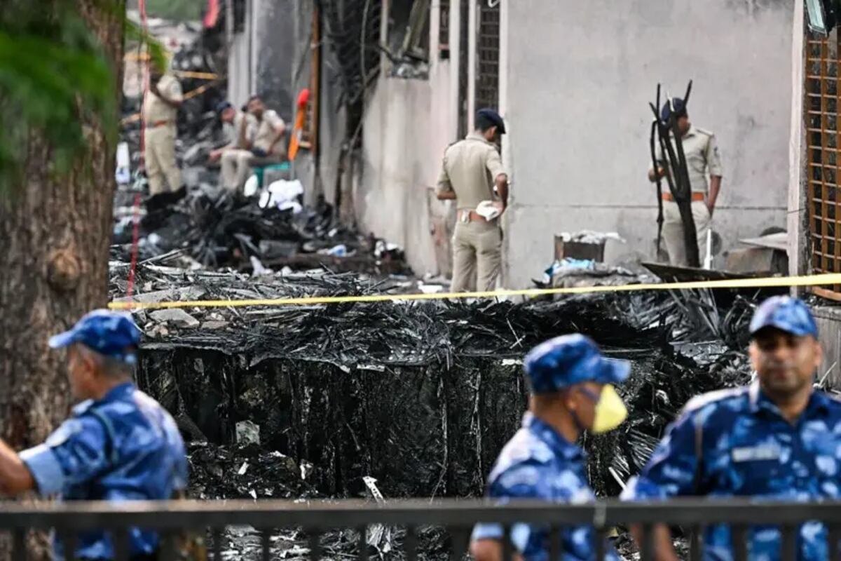 Autoridades de India haciendo las investigaciones. (Foto: Getty Images).
