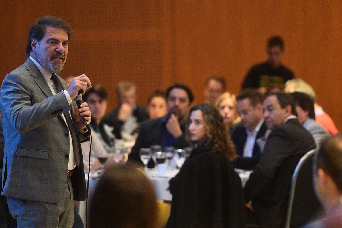PROYECTAR CÓRDOBA. La realización el foro incluyó este miércoles la disertación del economista Claudio Zuchovicki. (Pedro Castillo / La Voz)