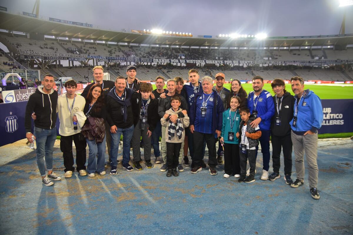 Talleres Turismo Deportivo, la nueva iniciativa del club, que le da una experiencia única a hinchas cada vez que juega a "T". (Nicolás Bravo / La Voz)