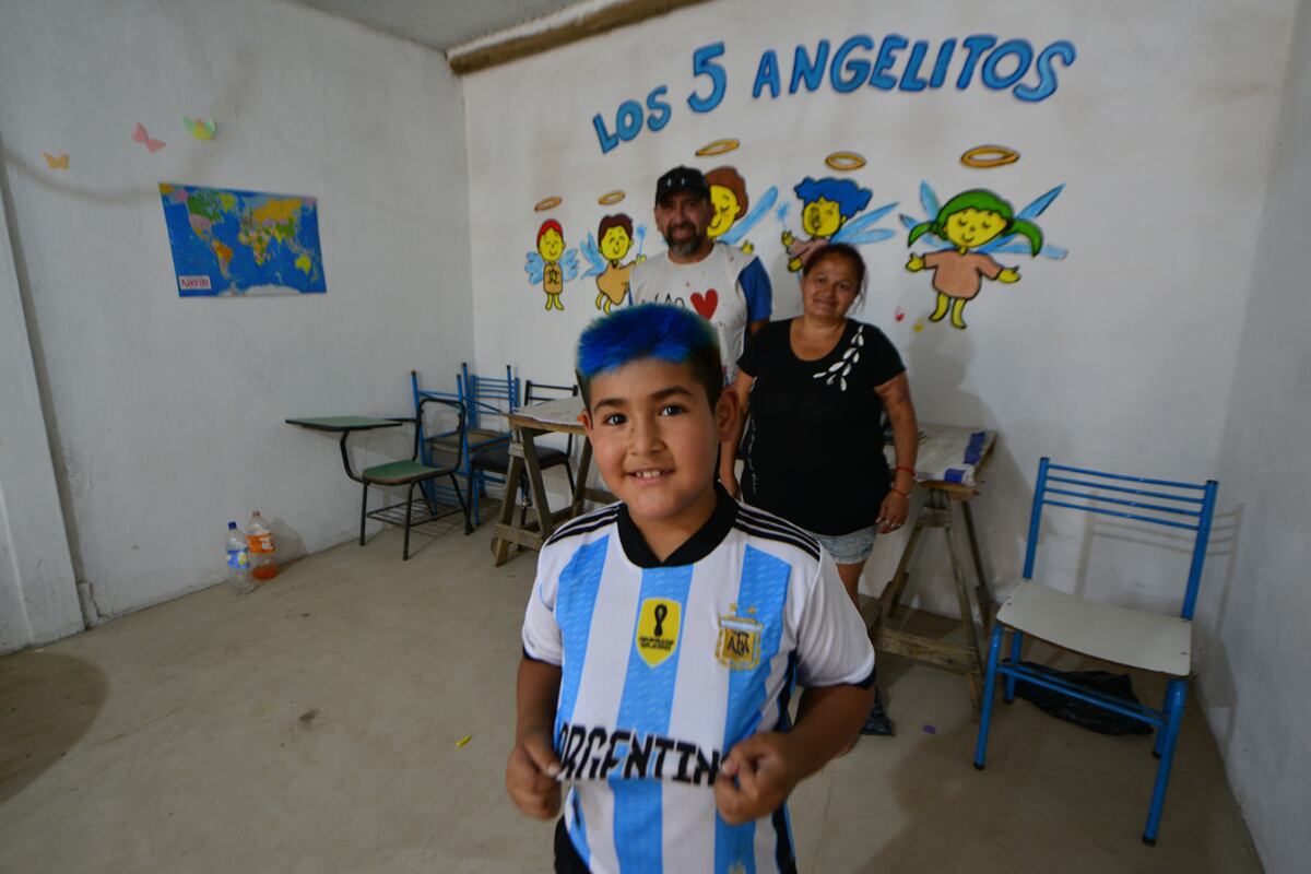 Ian recibió la camiseta de la Selección Argentina. (Javier Ferreyra / La Voz).