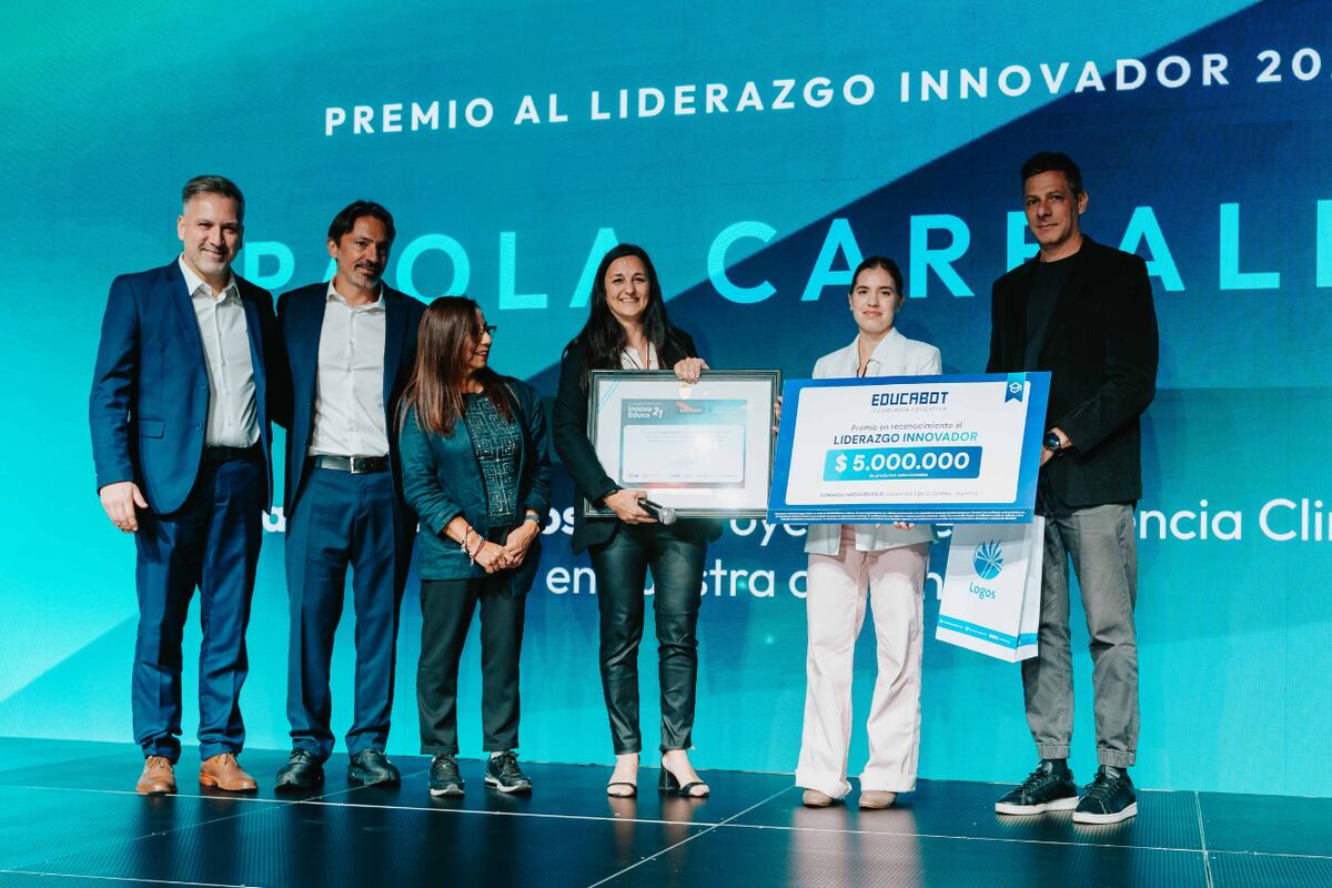 El Premio al Liderazgo Innovador 2025 fue para la docente Paola Carballo, profesora de educación inicial en CEEI de Pilar en Córdoba.
