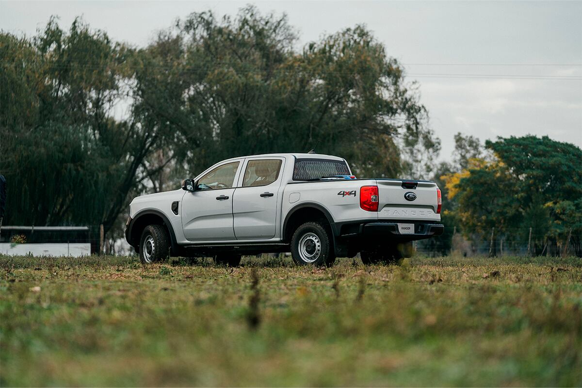 Ford Ranger XL.