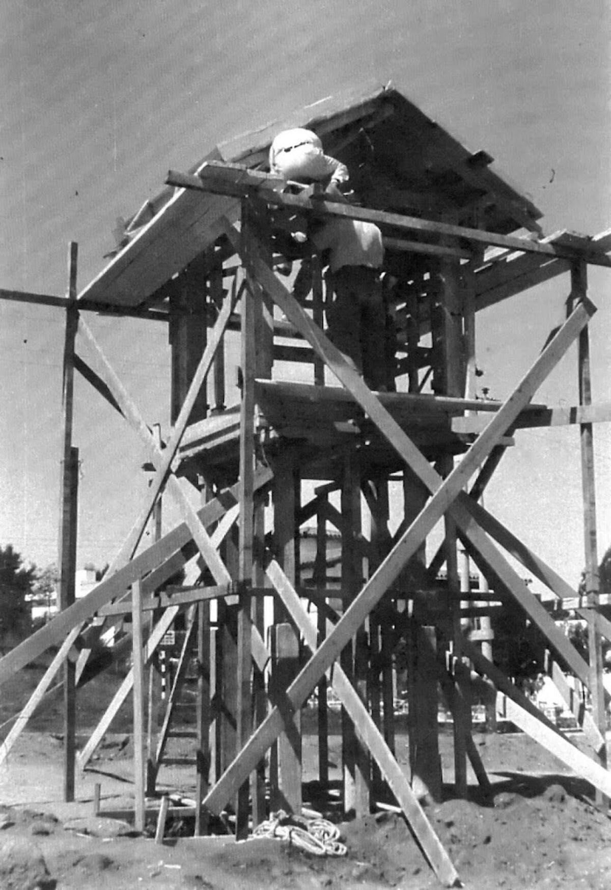 Construcción del reloj Cu-Cú de Villa Carlos Paz, entre 1957 y 1958.