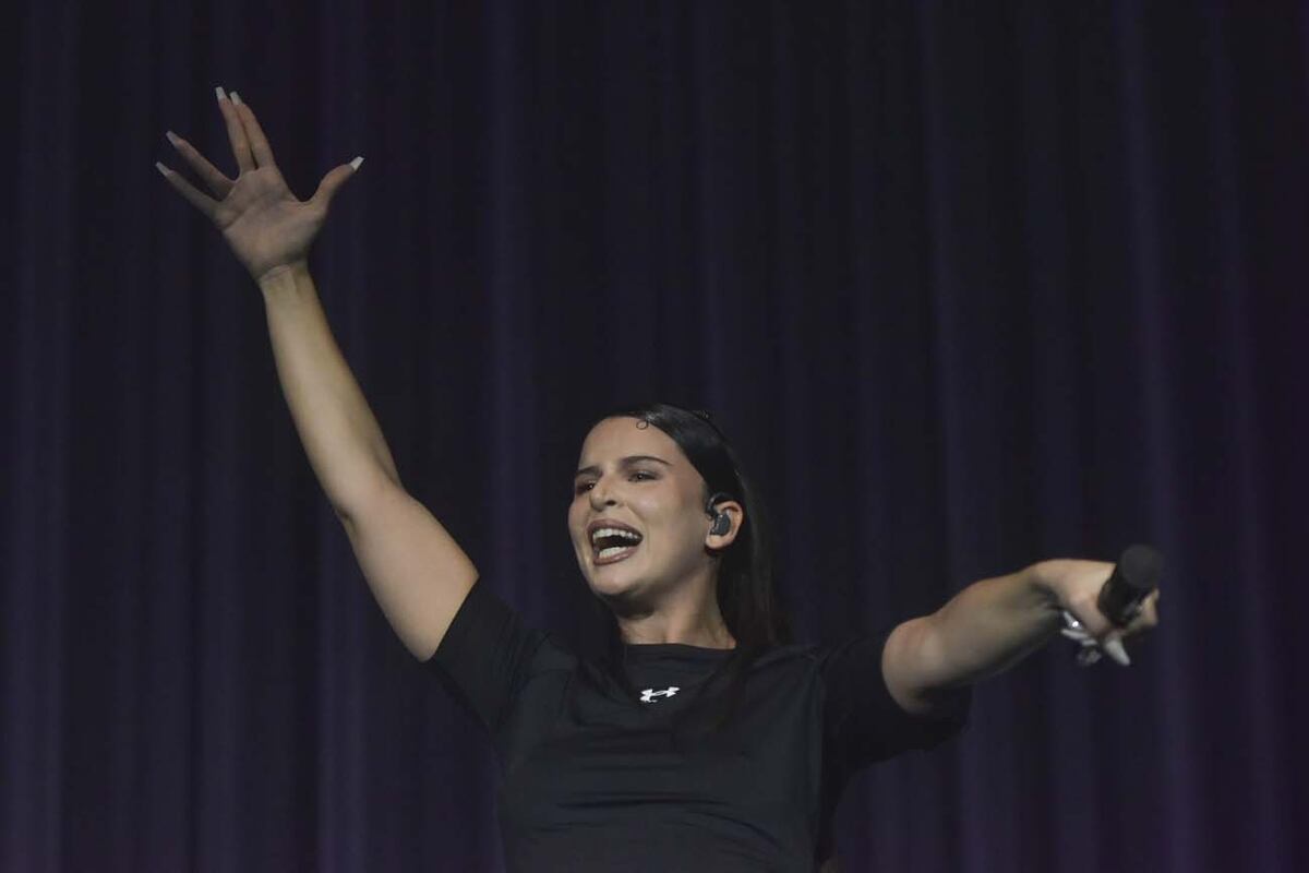 Nathy Peluso vivió una noche soñada en Plaza de la Música y se mostró conmovida por el amor que le brinda su público. (Facundo Luque / La Voz)