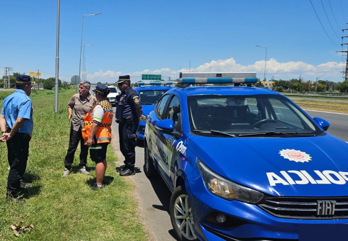 Los sujetos fueron aprehendidos en la Ruta Nacional 9.