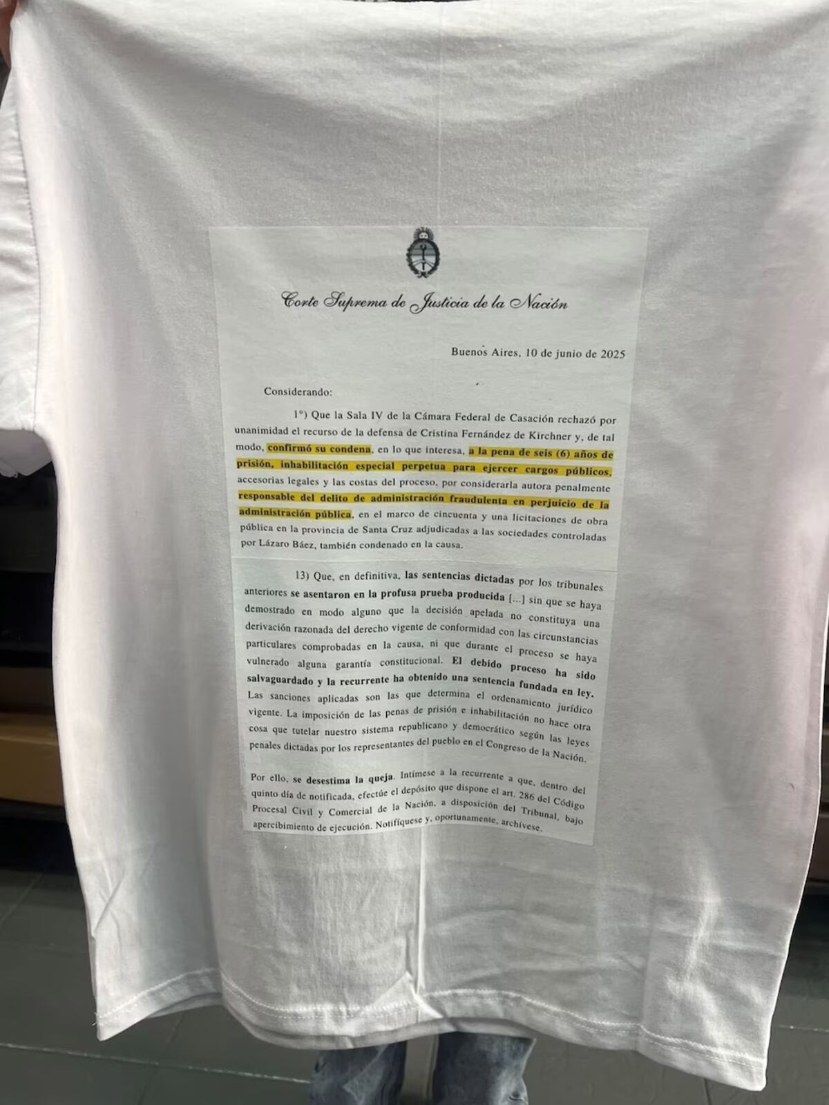Mar del Plata: agredieron a un concejal por usar una remera con la condena a Cristina Kirchner (Gentileza: Infobae)