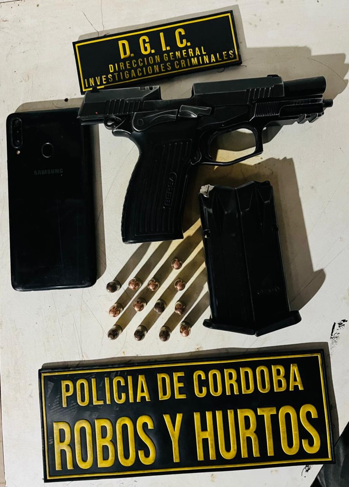 Allanamientos con detenidos en Córdoba. (Policía)
